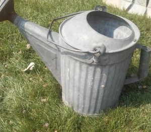 Vintage Galvanized Watering Can � Excellent.