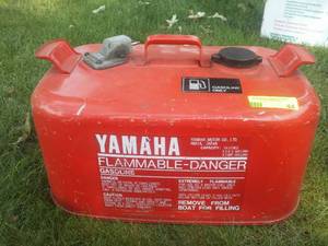Yamaha 6 gal. Gas can.