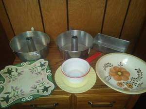 Vintage Kitchenware.