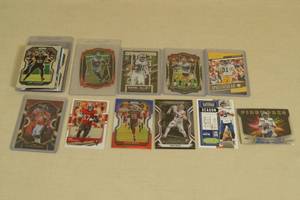Football Cards - Inserts, Die-Cut, Elliott, Favre, Wilson