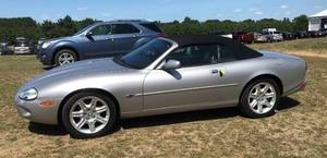 lot 1 image: 2000 Jaguar XKB Convertible