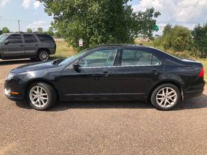 lot 21 image: 2012 Ford Fusion SEL - LOADED AWD - GOOD WINTER CAR - 2 OWNER