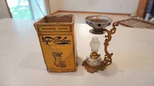 lot 13 image: Vapo-Cresolene Vaporizer