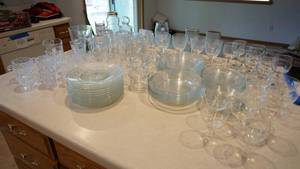 lot 76 image: Two Boxes Of Miscellaneous Glassware