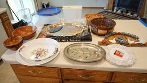 lot 77 image: Two Piece Serving Tray (Plateau)-Tupper Ware Angel Food Cake Container W Blue Cover-Wooden Welcome Friends Hanging Sign