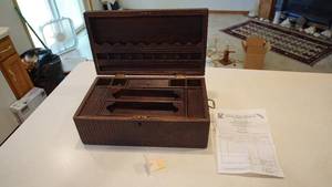 lot 80 image: Bahraini Pearl Chest W Side Carvings--18 12  x  10 12 x 7 Deep