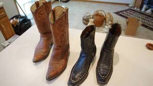 lot 82 image: Two Pair Of Cowboy Boots---Black Pair-Size 10 12---Brown Pair-Size 11