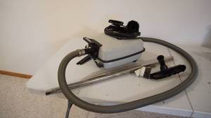 lot 174 image: Eureka-3.0 HP Electric Vacuum Cleaner W Some Attachments---VACUUM WORKS