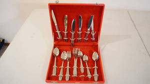 lot 193 image: Six Place Setting Of Silverware In Red Box