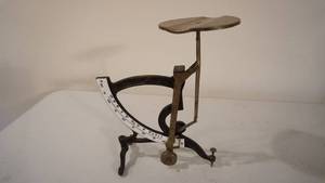 lot 218 image: Brass Antique Scale--11 Tall