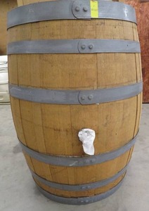 AMERICAN OAK WINE BARREL