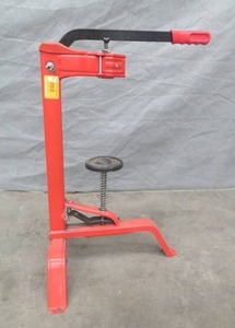 WINE BOTTLE FLOOR CORKER MACHINE
