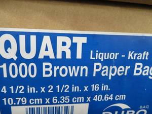 2 NEW PACKAGES OF QUART WINELIQUOUR BROWN PAPER BAGS