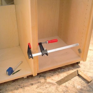 lot 9 image: 2 of Clutch Style 24 in. Capacity Bar Clamp with Wood Handle and 2-12 in. Throat Depth