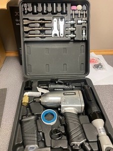 lot 118 image: 27-Piece Air Tool Kit