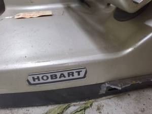lot 11 image: Hobart 3813 Meat Slicer not running