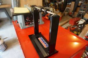 lot 12 image: Parts Unlimited Small Wheel Turning and Balancing Stand