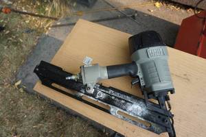 lot 44 image: Porter Cable 2 - 3 Pneumatic Nailer