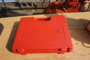 lot 66 image: Craftsman Model 351-10308 12 Pneumatic Crown Staple Gun With Case