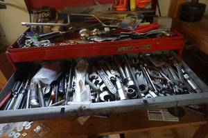 lot 103 image: 4 - Drawer Metal Tool Box Includes All Tools Seen In Drawers