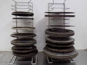 Pizza Tin Pans and Racks