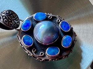 Stunning Pearl and Topaz Pendant