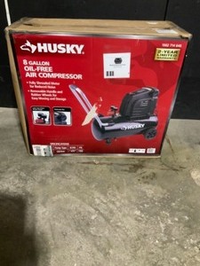 lot 7 image: Husky 8G 150 PSI Hotdog Air Compressor