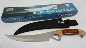 lot 39 image: Frost Cutlery--Rocky Mountain Raider---15-761CW In Case