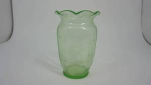 lot 88 image: Large Green Flower Vase Containing Etched Floral Design On Front