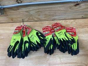 lot 31 image: MILWAUKEE Lot of 10- High Visibility Level 4 Cut Resistant Polyurethane Dipped Work Gloves( 5 Large and 5 XL)