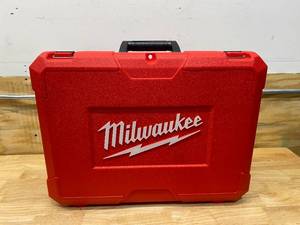 lot 34 image: MILWAUKEE M12 12-Volt Lithium-Ion Cordless HammerVac Universal Dust Extractor Kit (Tool Only)