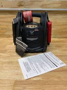 lot 46 image: SCHUMACHER Battery Extender 12-Volt, 750 Amp Battery Jump Starter