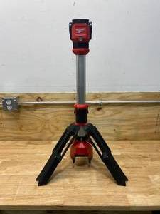 lot 58 image: MILWAUKEE M12 12-Volt Lithium-Ion Cordless 1400 Lumen ROCKET LED Stand Work Light (Tool-Only)