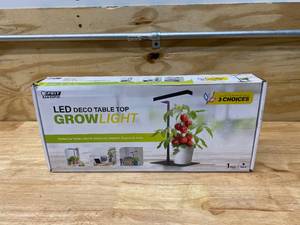 lot 63 image: FEIT ELECTRIC GROW LIGHT & STAND, 14 WATTS