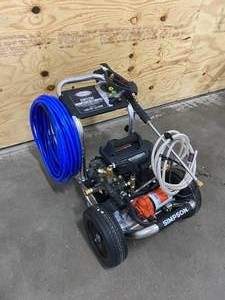 lot 113 image: SIMPSON Mister 1200 PSI at 2.0 GPM 120V Motor Cold Water Sanitizing Mister and Electric Pressure Washer System