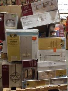 lot 20 image: Lot of Assorted Lighting and MISC Orginal Customer Returns See Pics
