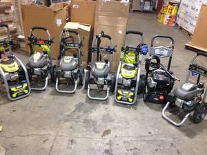 lot 28 image: Lot of Assorted and Mixed Pressure Washers See Pictures
