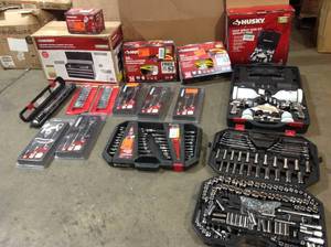 lot 40 image: LOT OF HUSKY TOOLS AND HARDWARE ALL CUSTOMER RETURNS  SEE PICS