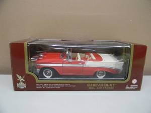 118 SCALE DIE-CAST - ROAD LEGENDS 1956 CHEVROLET BEL AIR - NEW IN BOX - GREAT PIECE - SEE PICTURES