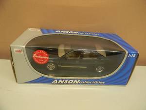 118 SCALE DIE-CAST - ANSON COLLECTIBLES CADILLAC SEVILLE STS - NEW IN BOX - GREAT PIECE - SEE PICTURES