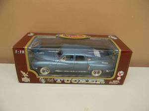 118 SCALE DIE-CAST - ROAD LEGENDS 1948 TUCKER - NEW IN BOX - GREAT PIECE - SEE PICTURES