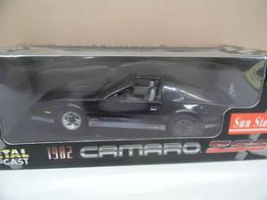 118 SCALE DIE-CAST -  SUN STAR 1992 CAMARO Z28 - NEW IN BOX - AWESOME, GREAT PIECE - SEE PICTURES