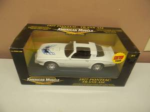118 SCALE DIE-CAST -  AMERICAN MUSCLE 1977 PONTIAC TRANS AM - NEW IN BOX - AWESOME, GREAT PIECE - SEE PICTURES
