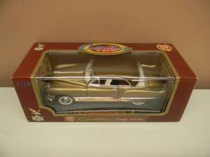 118 SCALE DIE-CAST -  ROAD LEGENDS 1949 CADILLAC COUPE DEVILLE - NEW IN BOX - GREAT PIECE - SEE PICTURES