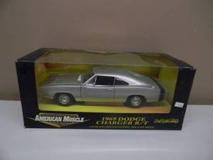 118 SCALE DIE-CAST -  AMERICAN MUSCLE 1969 DODGE CHARGER RT - NEW IN BOX - AWESOME, GREAT PIECE - SEE PICTURES