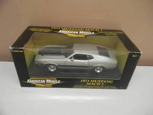 118 SCALE DIE-CAST - AMERICAN MUSCLE 1973 MUSTANG MACH 1 - NEW IN BOX - AWESOME, GREAT PIECE - SEE PICTURES