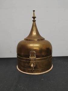 lot 5 image: Brass Hinged Betel Nut Box