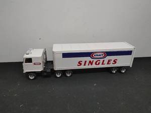 lot 41 image: Vintage ERTL Kraft Singles Truck and Trailer