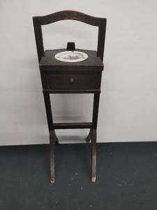 lot 121 image: Vintage Wood Ashtray Table