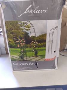 lot 17 image: Garden Arch Box Notes Damaged 2 We...
